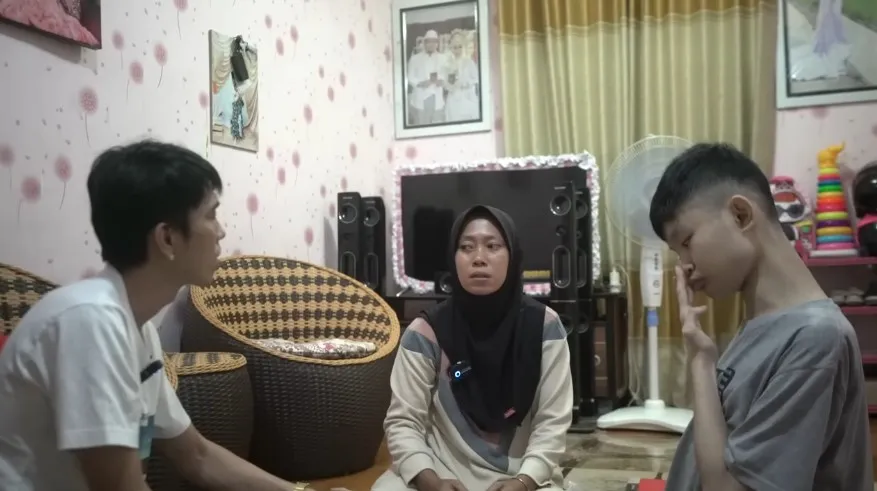 TKI Taiwan rawat anak majikan © YouTube