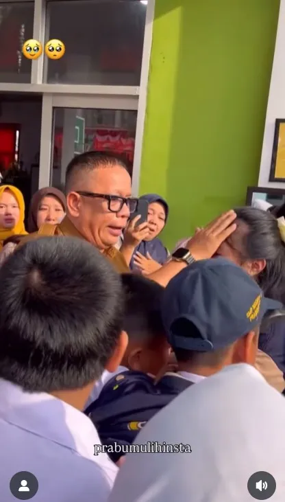 Walikota Prabumulih klarifikasi © Instagram Walikota Prabumulih klarifikasi © Instagram