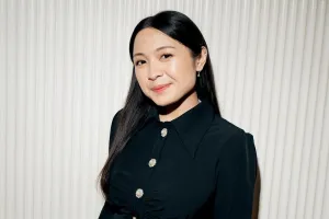 Hasilkan wajah natural dengan andalkan skintint, ini tutorial makeup sat set ala Bernadya