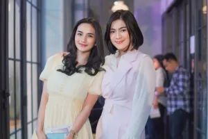 Main bareng di Dunia Terbalik, intip 10 potret persahabatan Felicya Angelista dan Faby Marcelia