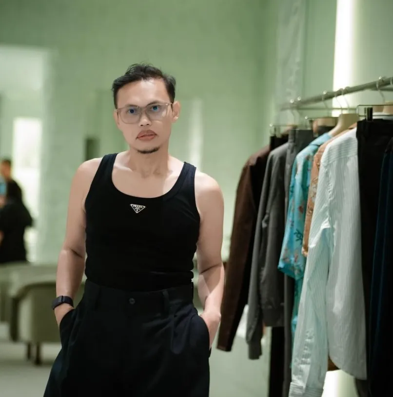 Wanda Hara tampil dengan jenggot © Instagram Wanda Hara tampil dengan jenggot © Instagram