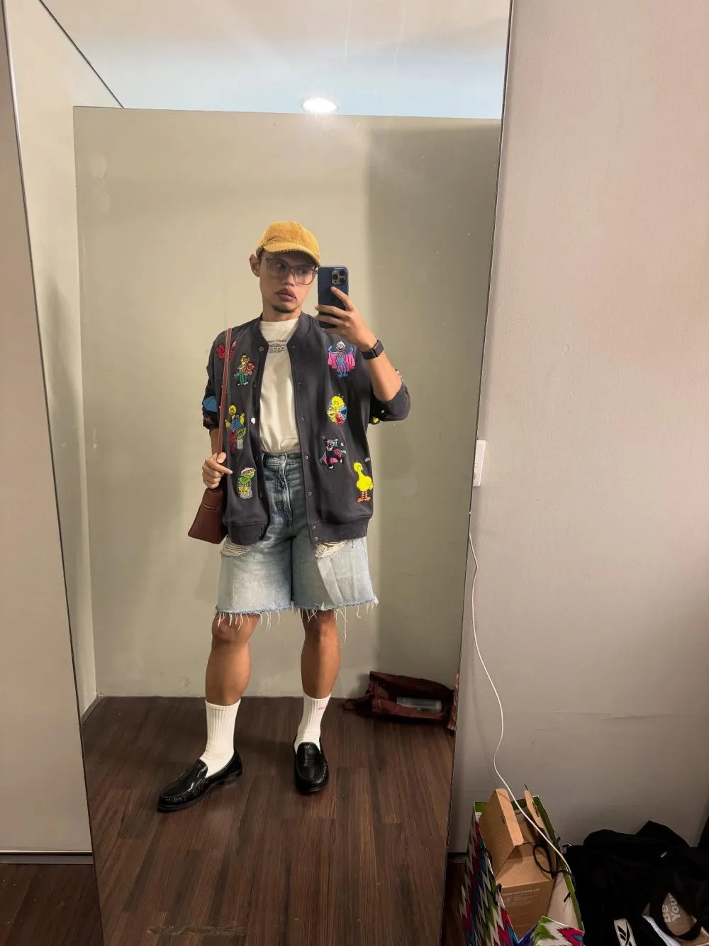 Wanda Hara tampil dengan jenggot © Instagram Wanda Hara tampil dengan jenggot © Instagram