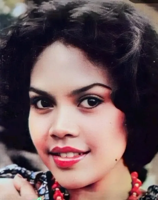 Wanita ini penyanyi keroncong legend © TikTok Wanita ini penyanyi keroncong legend © TikTok