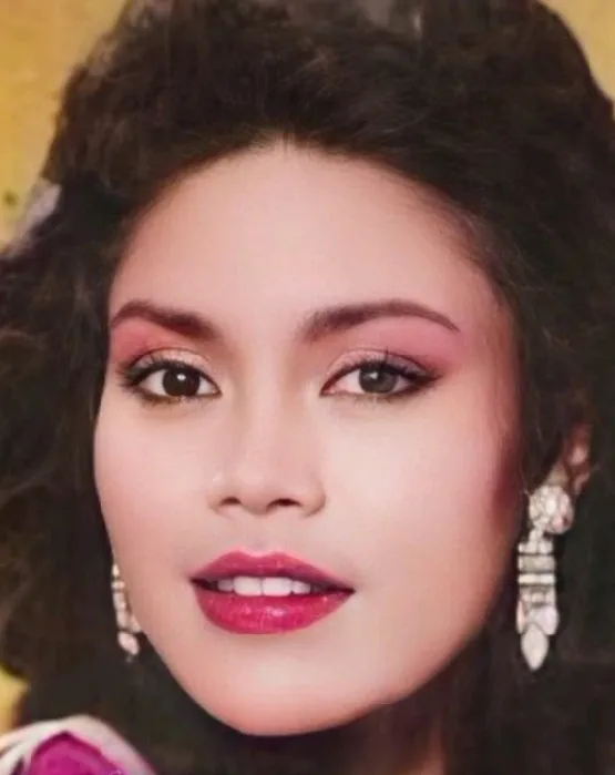 Wanita ini penyanyi keroncong legend © TikTok Wanita ini penyanyi keroncong legend © TikTok