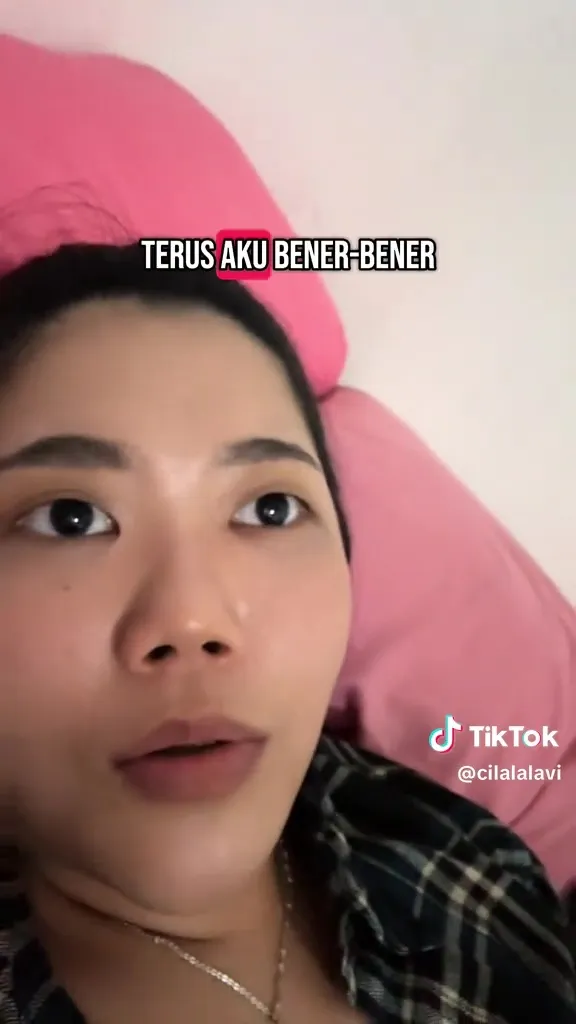 wanita diusir dari kosan oleh warga setempat © 2025 TikTok