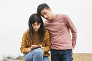 100 Kata-kata gombalan maut romantis bikin baper, manisnya susah dilupakan