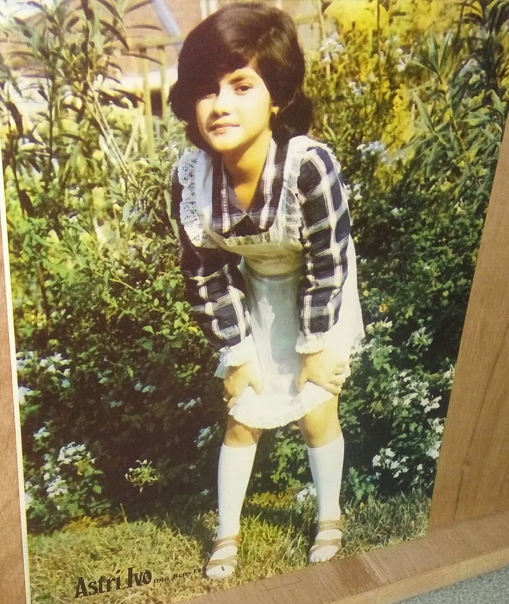 Potret lawas Astri Ivo artis cilik 70-an © 2025 brilio.net