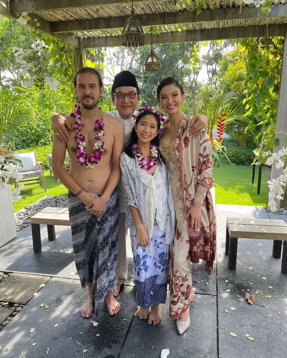 kebersamaan raline dan ayah © instagram