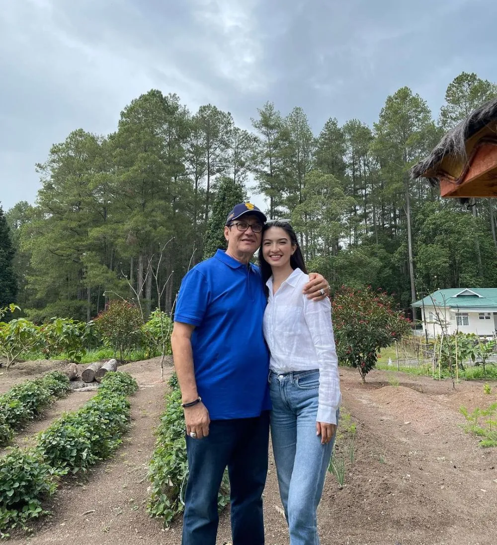kebersamaan raline dan ayah © instagram