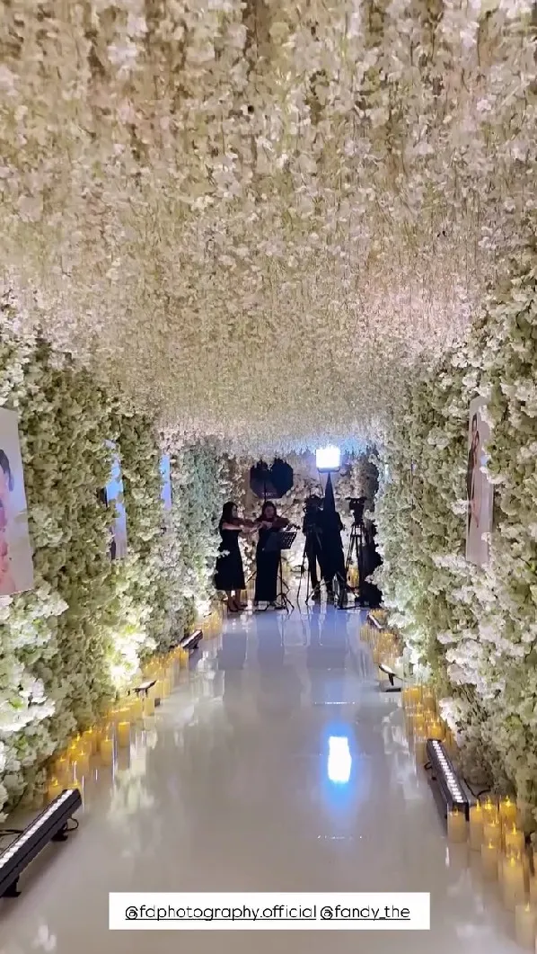 resepsi Amanda Manopo dan Kenny © berbagai sumber resepsi Amanda Manopo dan Kenny © berbagai sumber