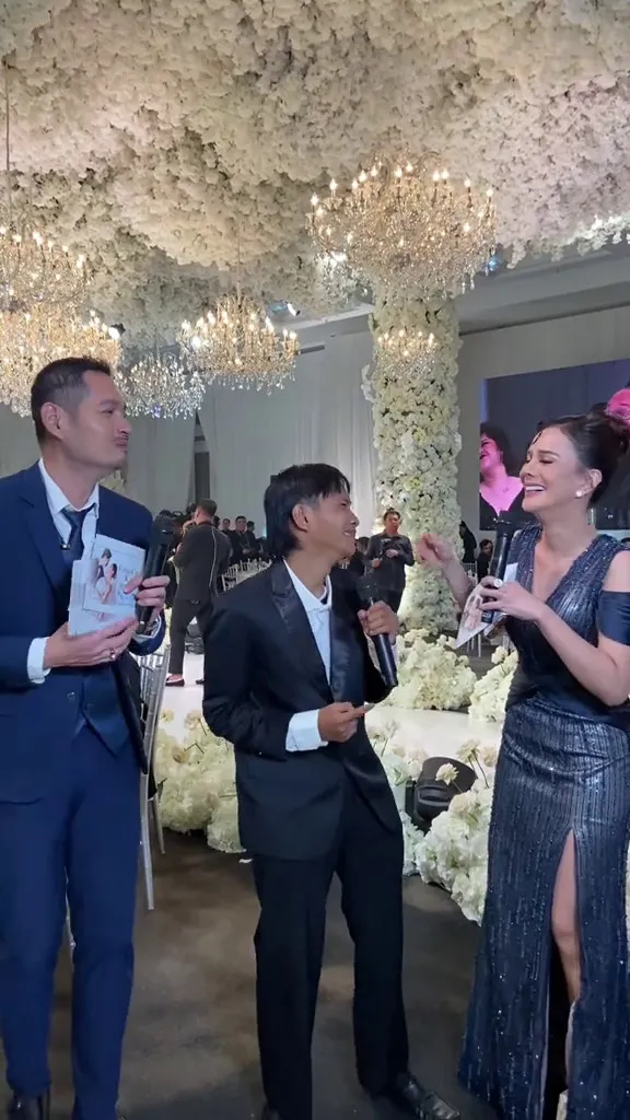 Fajar Sadboy hadir di nikahan Amanda Manopo © 2025 Instagram Fajar Sadboy hadir di nikahan Amanda Manopo © 2025 Instagram