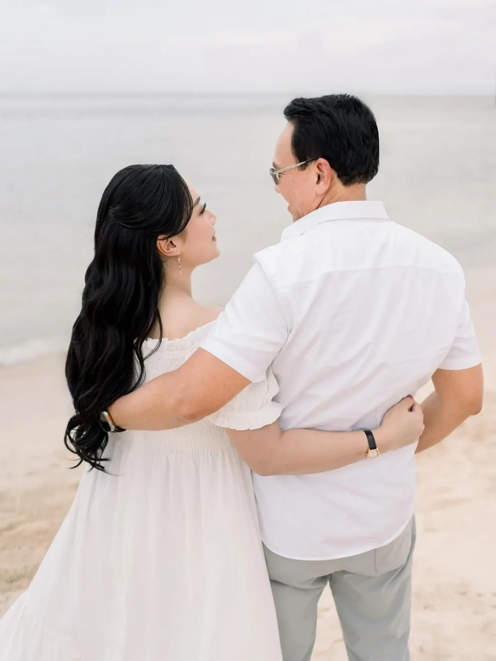 Puput Nastiti Devi istri Ahok hamil anak ketiga © 2025 Instagram