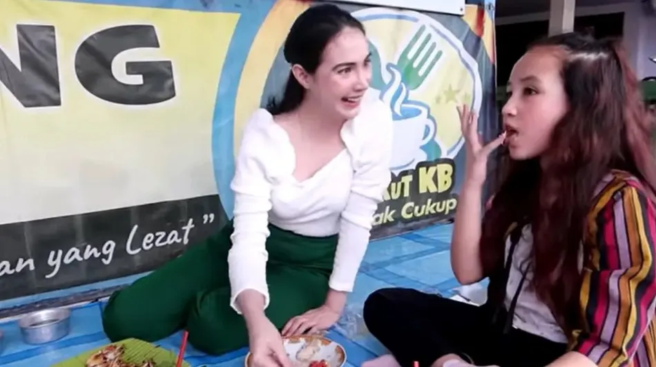 Arumi Bachsin dan putri sulungnya © Instagram