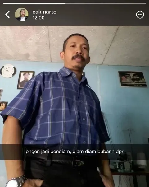 status lucu whatsapp terbaru 2025 © 2025 Instagram