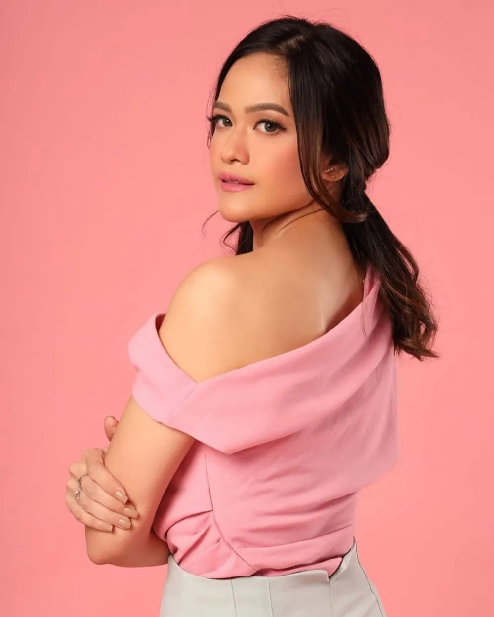 Amila Alistiawati adik ipar Arumi Bachsin © 2025 brilio.net Amila Alistiawati adik ipar Arumi Bachsin © 2025 brilio.net