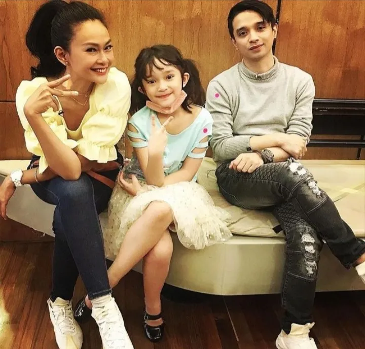 5 personel band Ungu dan anak © 2022 berbagai sumber 5 personel band Ungu dan anak © 2022 berbagai sumber