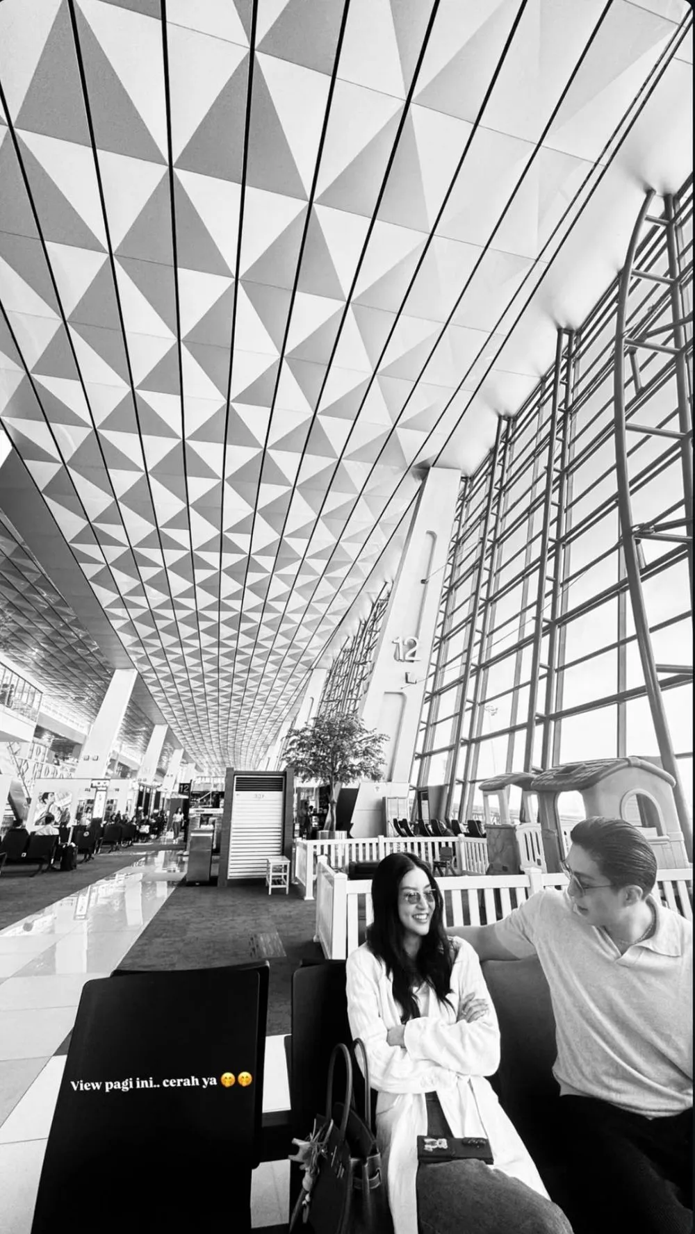 Sarwendah Giorgio royal dinner © Instagram Sarwendah Giorgio royal dinner © Instagram