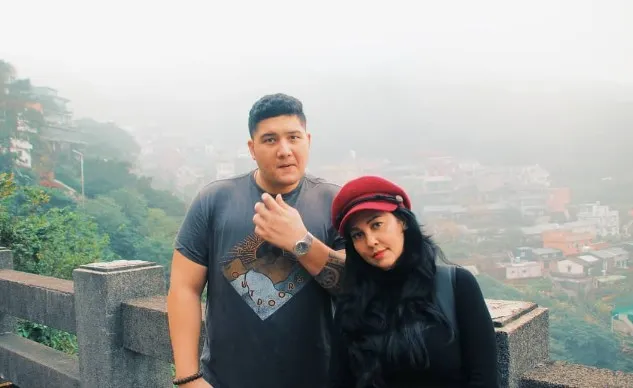 seleb bareng putranya kerap dikira sejoli © Instagram