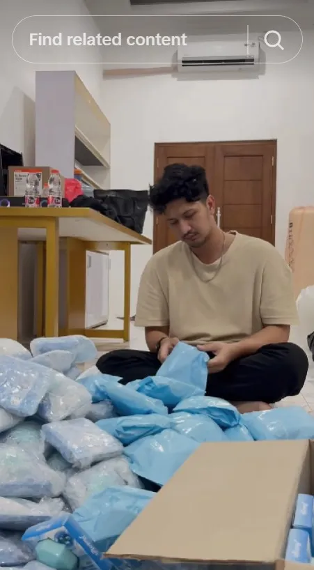 Aditya Zoni banting setir jualan online © berbagai sumber Aditya Zoni banting setir jualan online © berbagai sumber