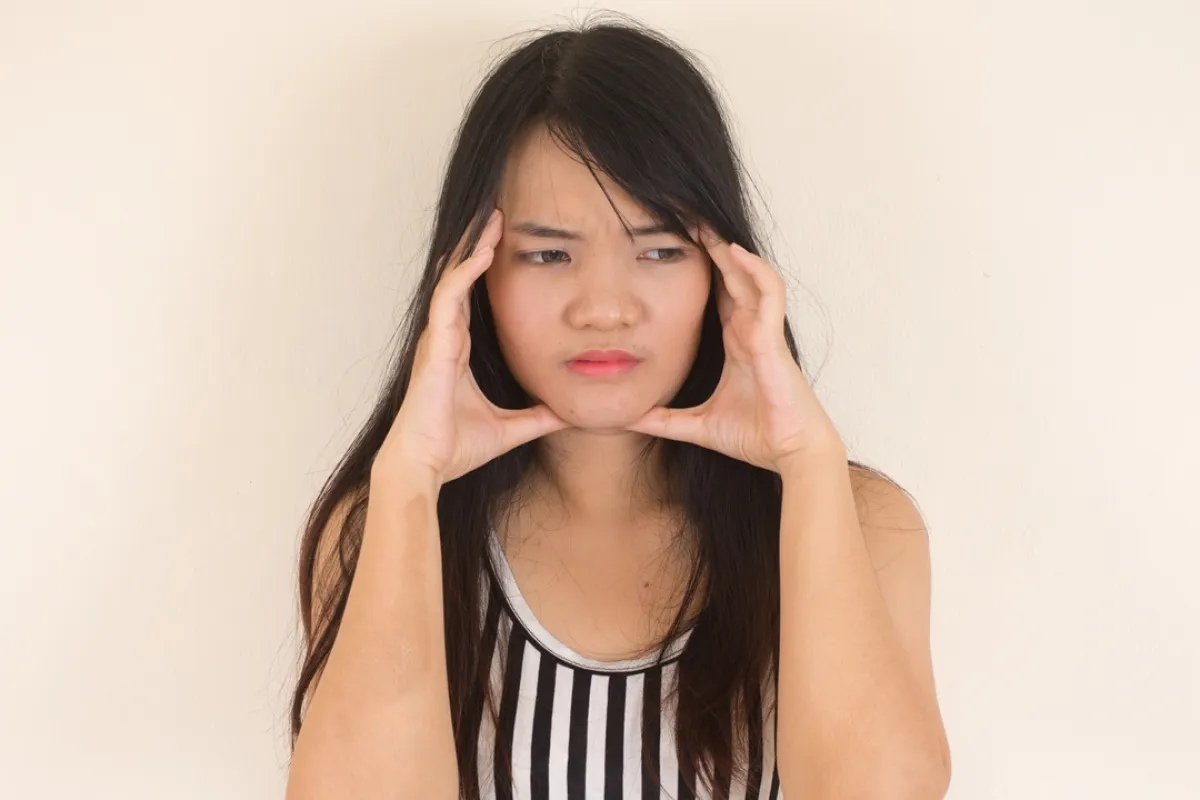 10 Skincare serum untuk kulit sensitif, wajah sehat dan bebas iritasi harga di bawah Rp 150 ribu