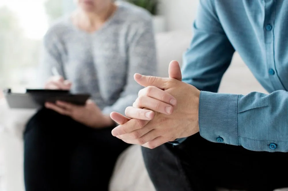 Apa itu vertigo? Kenali gejala, penyebab, dan cara mengatasinya agar tak kambuh mendadak © 2025 brilio.net