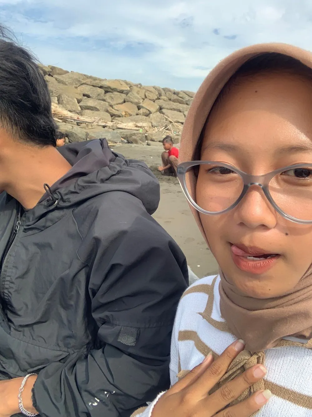 spons makeup viral © 2025 berbagai sumber