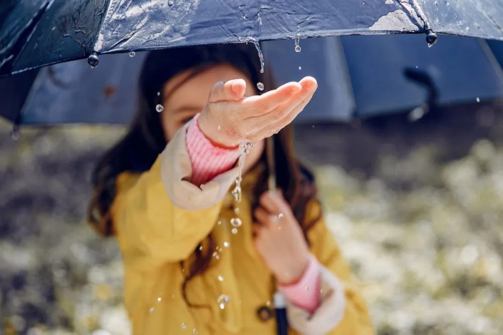 Waspada DBD di musim hujan, ini 10 cara pencegahan paling efektif namun sering diabaikan © 2025 brilio.net Waspada DBD di musim hujan, ini 10 cara pencegahan paling efektif namun sering diabaikan © 2025 brilio.net