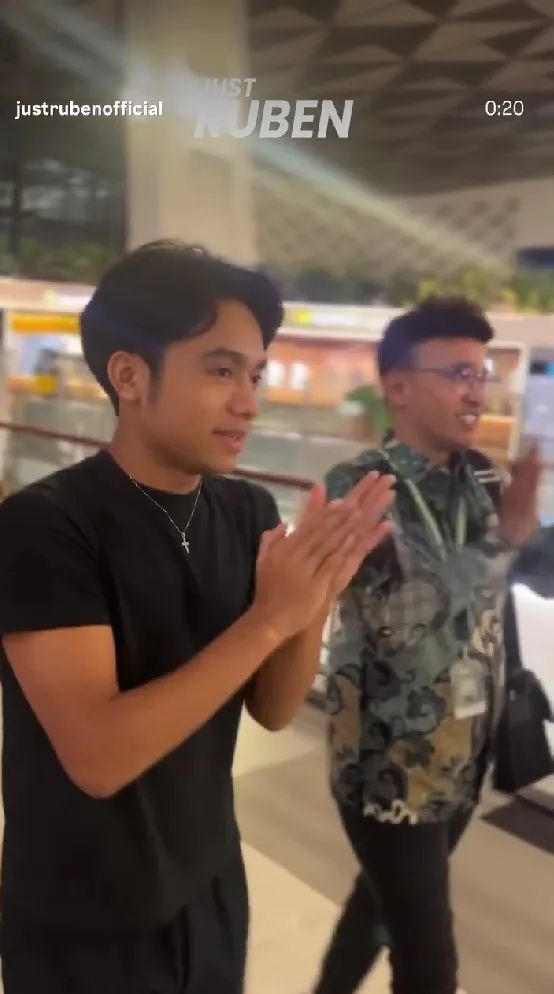 Ruben Onsu jalani ibadah umrah kedua kali © Instagram Ruben Onsu jalani ibadah umrah kedua kali © Instagram