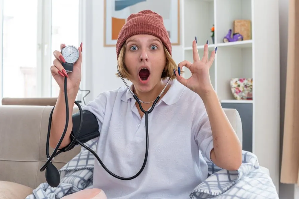 Kerap disepelekan padahal berakibat fatal, ini 10 penyebab hipertensi yang wajib kamu ketahui © 2025 brilio.net Kerap disepelekan padahal berakibat fatal, ini 10 penyebab hipertensi yang wajib kamu ketahui © 2025 brilio.net