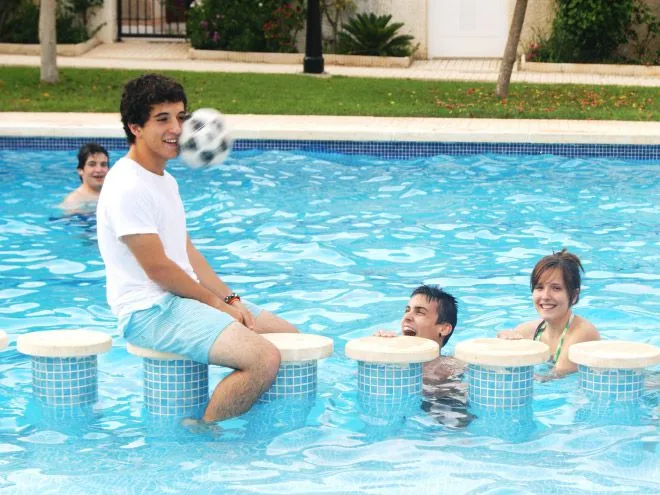 detik detik mau jatuh © berbagai sumber detik detik mau jatuh © berbagai sumber