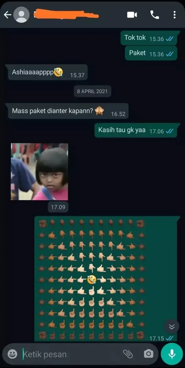 chat kurir ajak pelanggan bercanda © berbagai sumber chat kurir ajak pelanggan bercanda © berbagai sumber