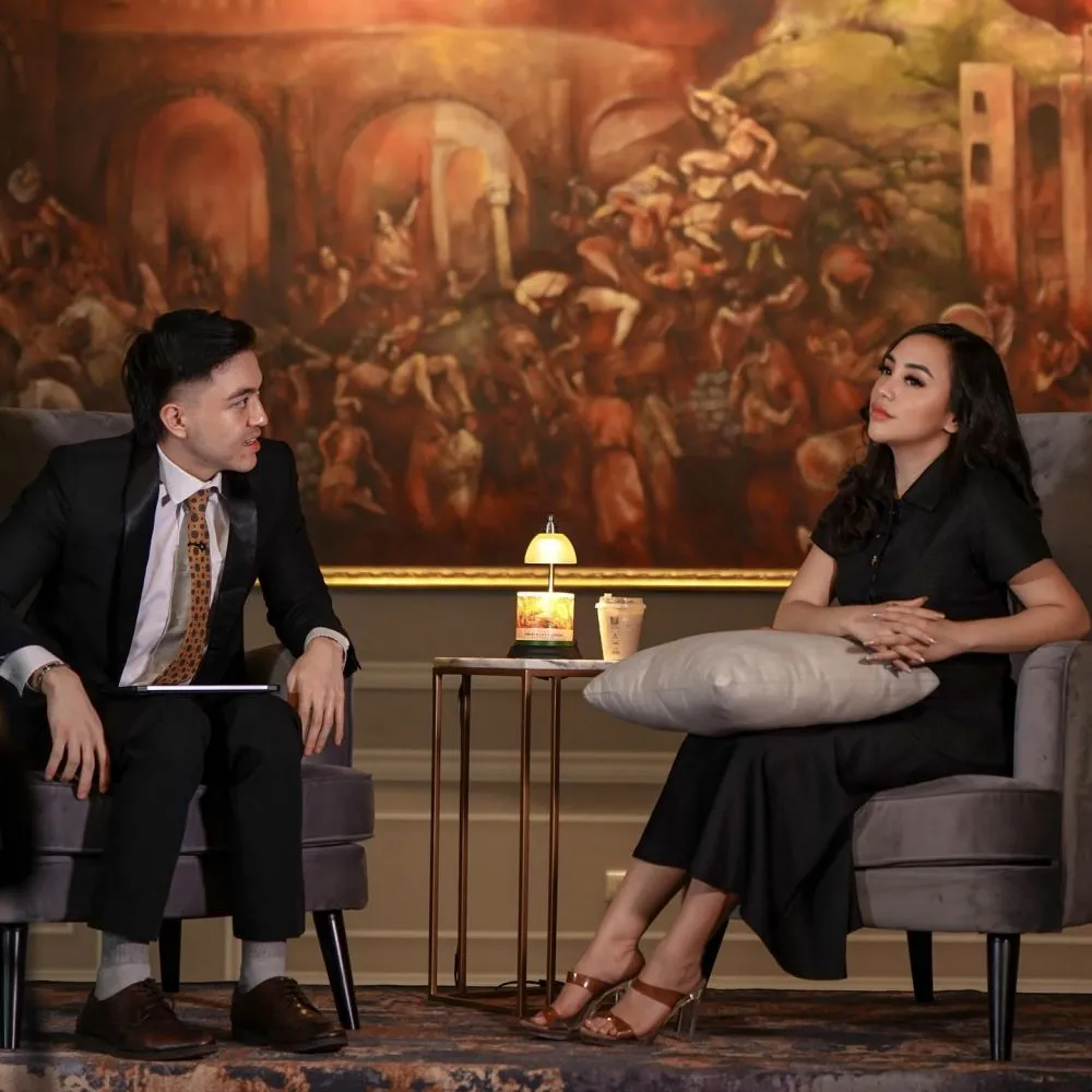 potret Salmafina Sunan bareng anak pendeta © berbagai sumber potret Salmafina Sunan bareng anak pendeta © berbagai sumber