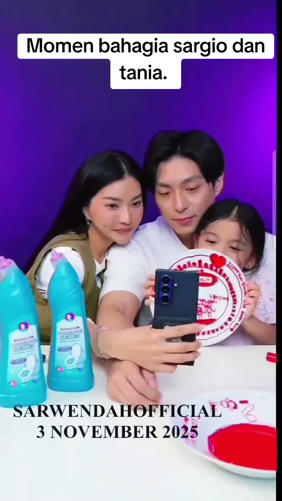 Thania Onsu gambar Sarwendah dan Giorgio Antonio © 2025 brilio.net Thania Onsu gambar Sarwendah dan Giorgio Antonio © 2025 brilio.net