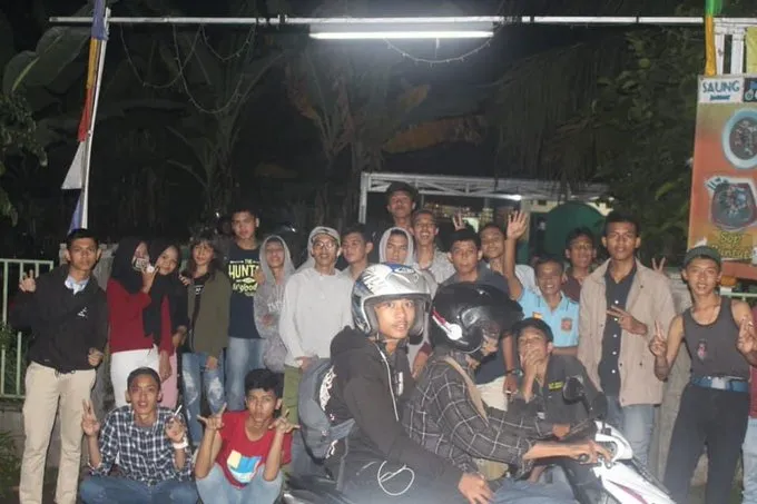 momen lucu kebetulan pas foto © berbagai sumber