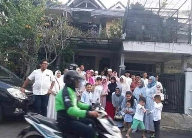 momen tak terduga foto bareng © berbagai sumber