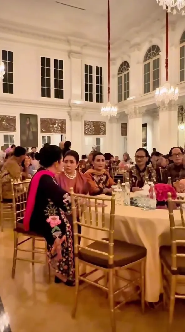 Mayangsari ikut dinner trah Cendana © Instagram Mayangsari ikut dinner trah Cendana © Instagram