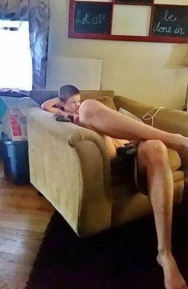 gambar nyeleneh mengecoh mata © berbagai sumber