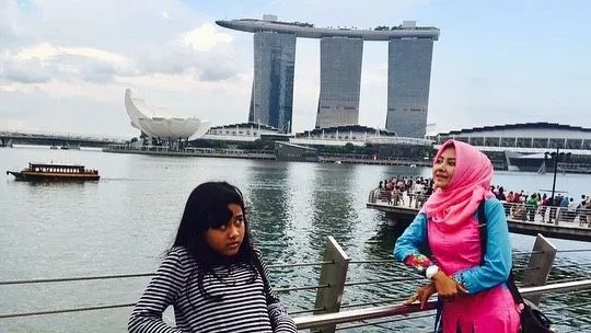 Mpok Uyuy TOP dan Aliya di dunia nyata © 2023 brilio.net Mpok Uyuy TOP dan Aliya di dunia nyata © 2023 brilio.net