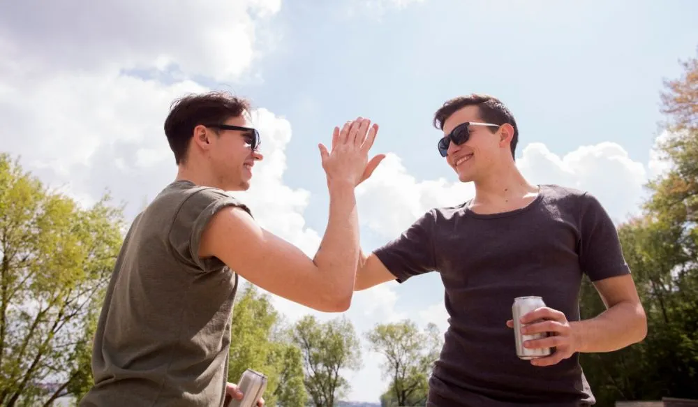 Kata-kata bijak tentang sahabat yang setia © 2025 berbagai sumber Kata-kata bijak tentang sahabat yang setia © 2025 berbagai sumber