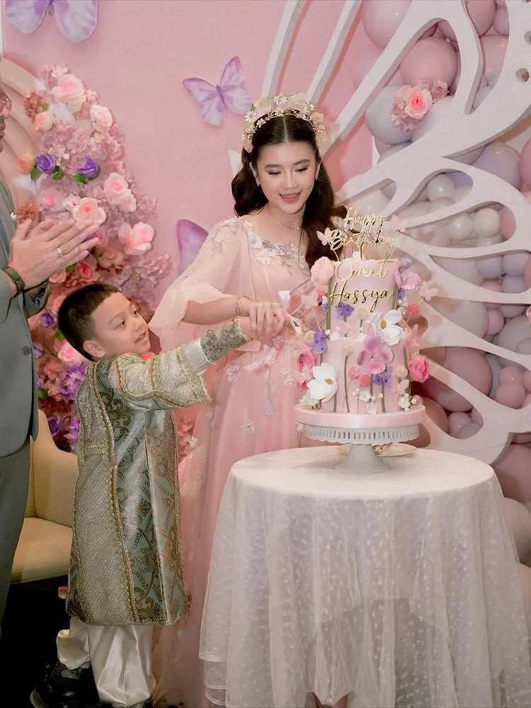 Potret kebersamaan Air Rumi dan Hassya Ramadhani © 2025 brilio.net