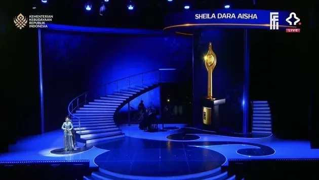 Vidi Aldiano menahan tangis Sheila Dara menang FFI 2025 © 2025 YouTube