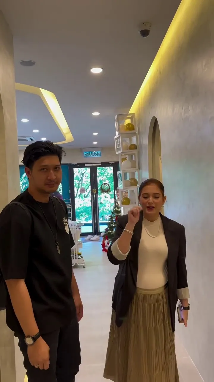Aditya Zoni bertemu dengan Yasmine Ow di Malaysia © 2025 Instagram