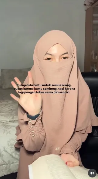 Wardatina Mawa istri sah laporkan perselingkuhan © Instagram Wardatina Mawa istri sah laporkan perselingkuhan © Instagram