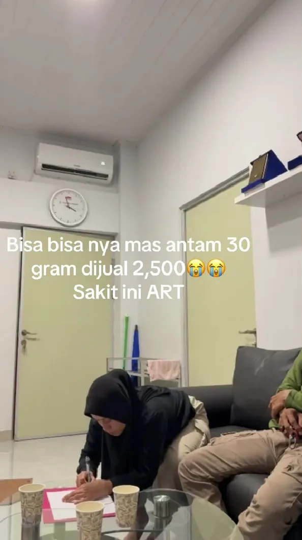 majikan curhat emas 30 gram dicuri © TikTok