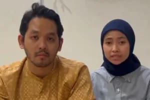 Alvin dan Anita minta maaf buntut viral tumbler hilang di KRL, sadar sikapnya tak bijak