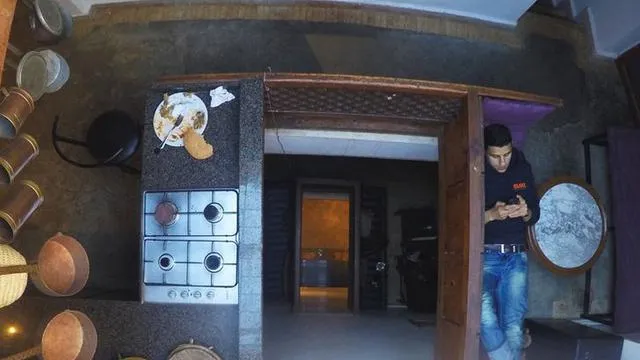 potret dilihat dua kali nggak sama © berbagai sumber potret dilihat dua kali nggak sama © berbagai sumber