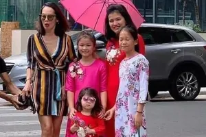 11 Momen tak terduga di tempat umum ini bikin mata melongo, antara lucu dan aneh banget