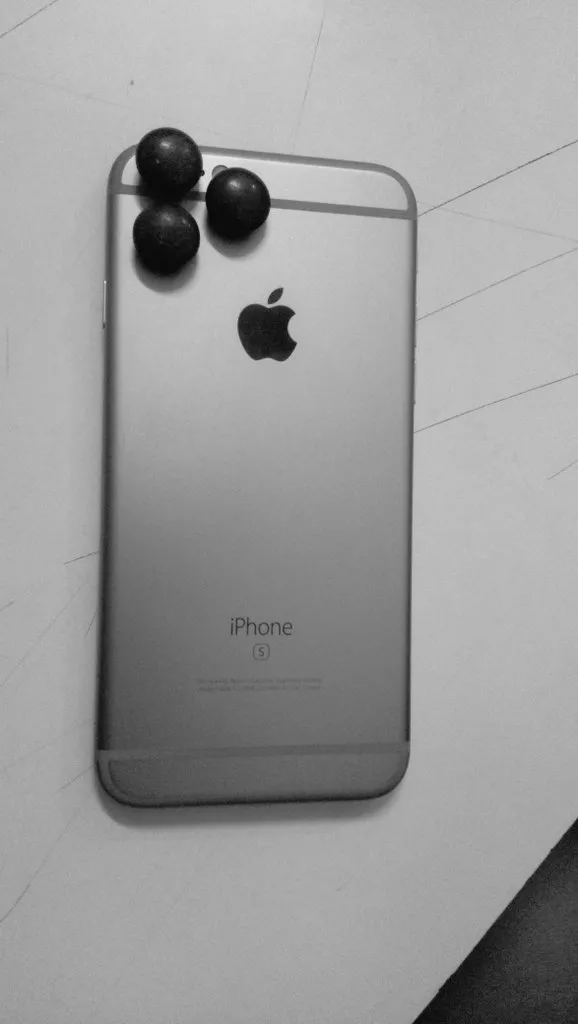 bentuk kamera iphone nyeleneh © berbagai sumber