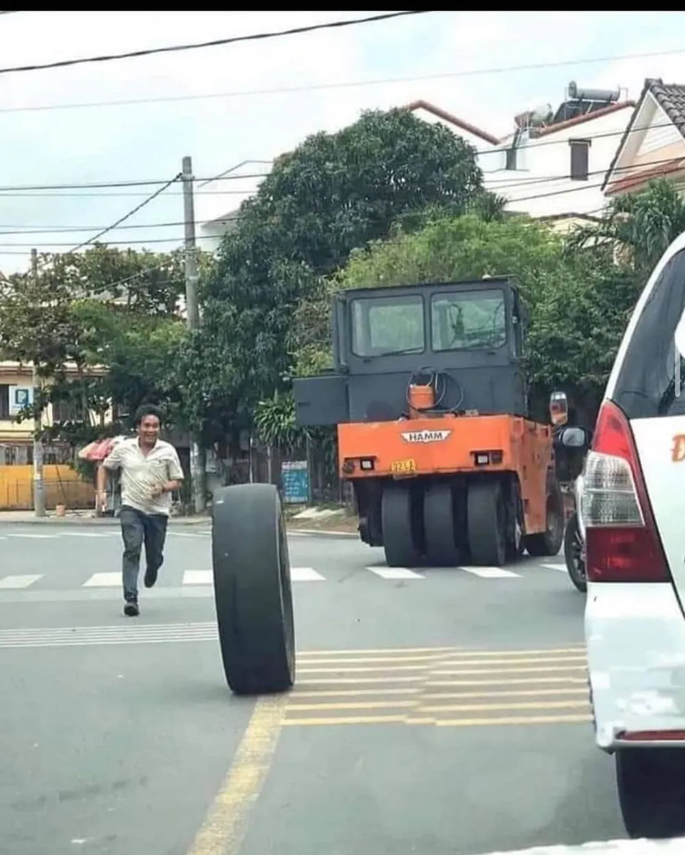 Bapak bapak apes © berbagai sumber