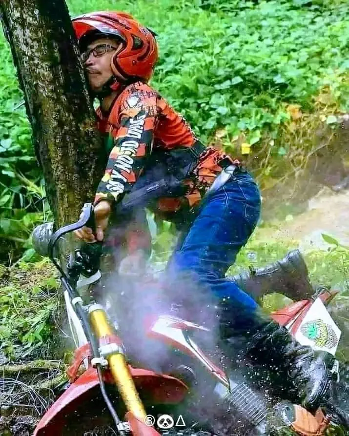 Bapak bapak apes © berbagai sumber